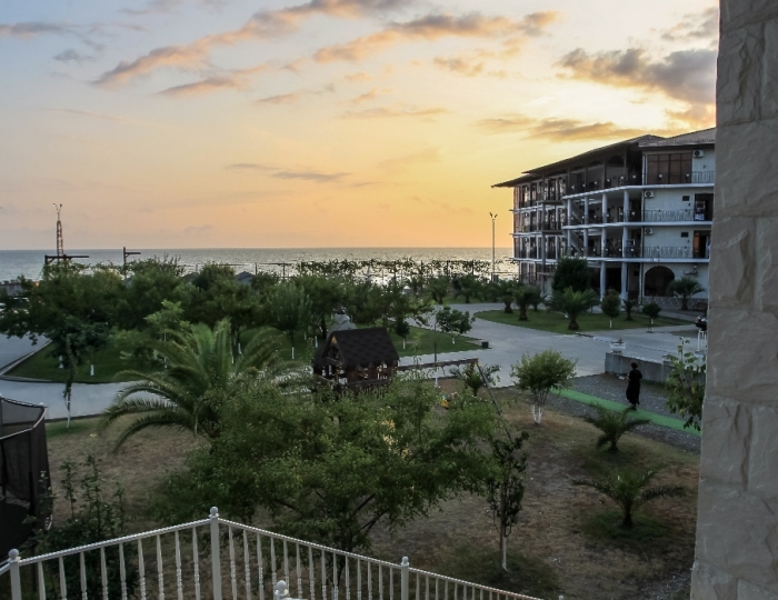 Отель Black Sea / Черное море Сухум